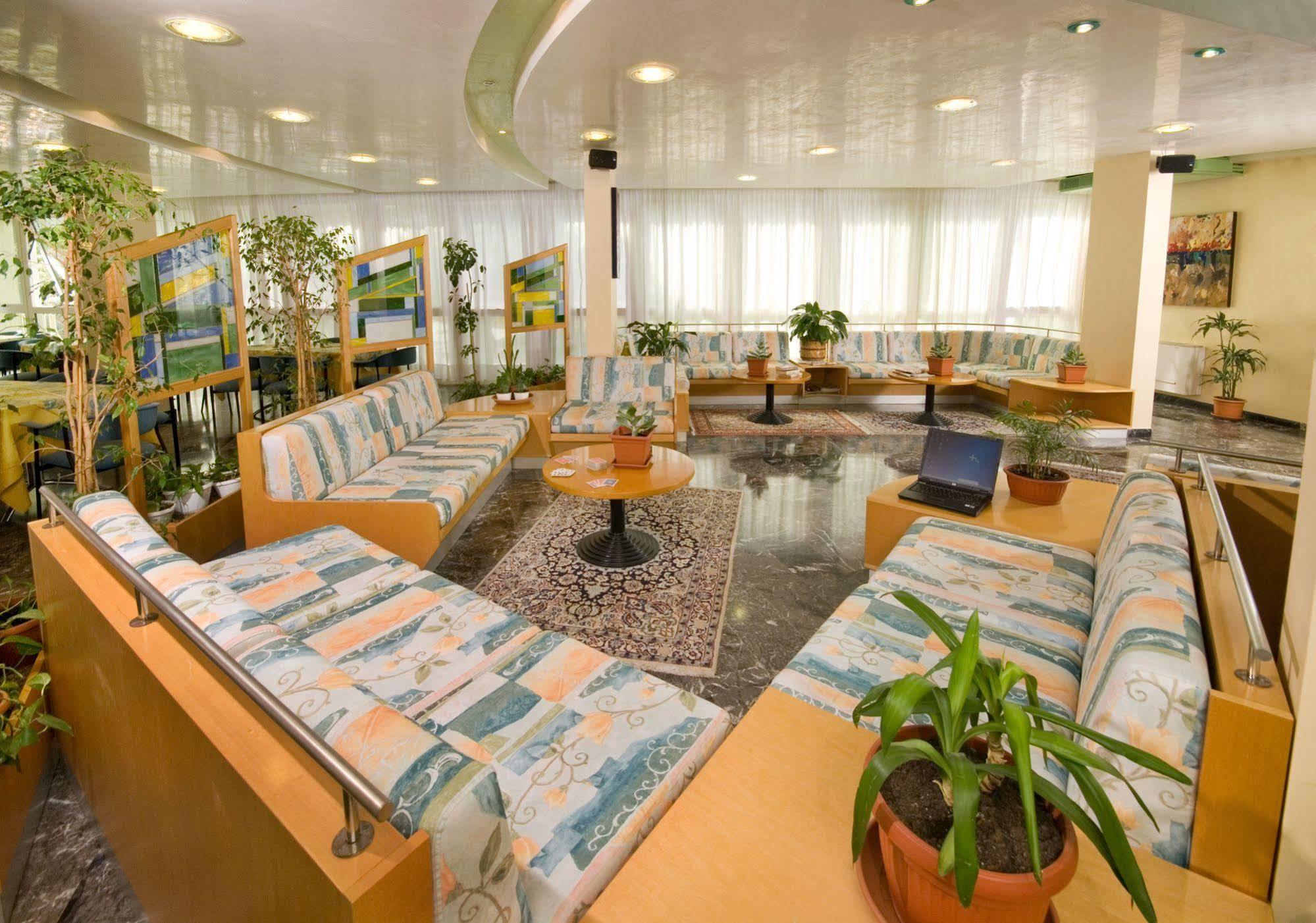 Hotel Nember Lido di Jesolo Kültér fotó